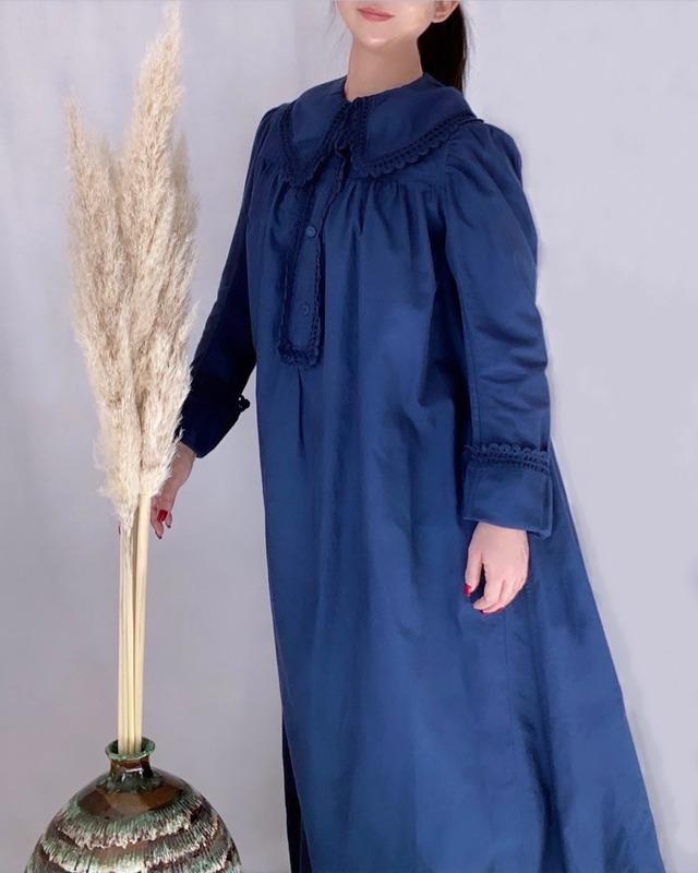 1890's Antique Prairie Cottagecore Navy Daydress  / Nightdress