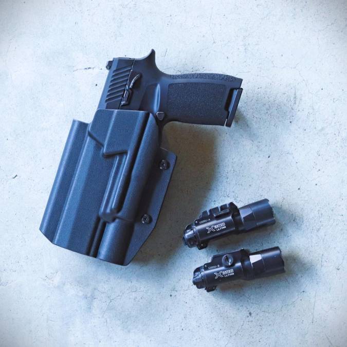 六七五 Sig P320 M17 X300U ライト 専用 カイデックスホルスター