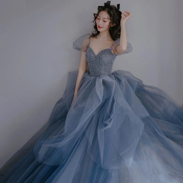 高品質 大人気上昇カラードレス ブルーグレー ボートネック スパンコール プリンセスライン 憧れのドレス エレガント クラシカル シアーな美しさ Cinderelladress
