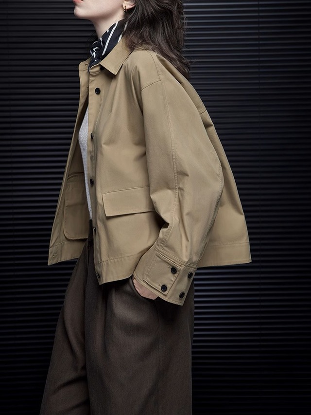 カジュアルショートオーバーコート