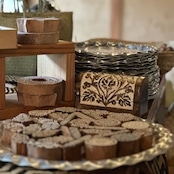 手彫りの木箱 マンゴーウッド