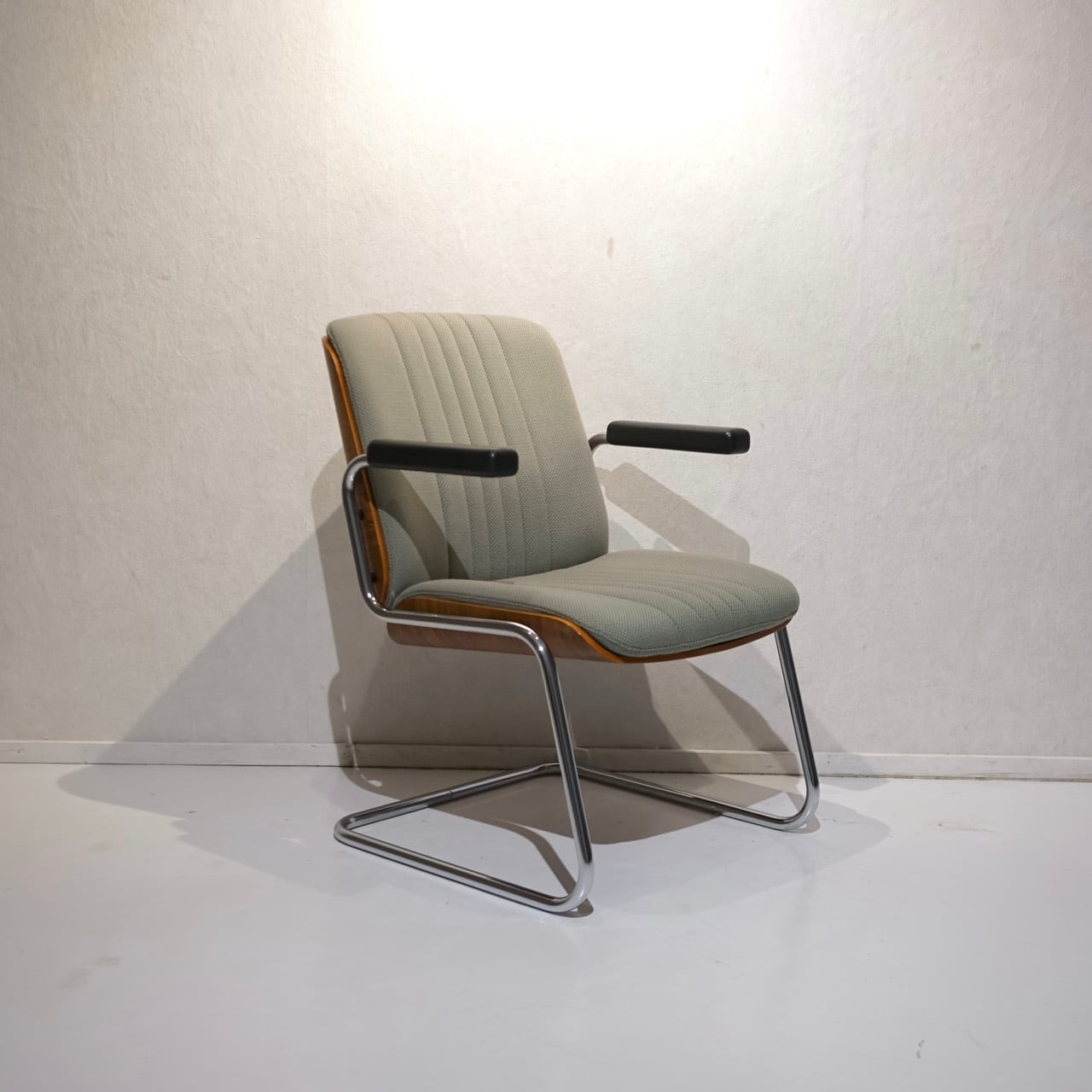 アウトレット品 giroflex ジロフレックス BRASA ブラサ ダイニング