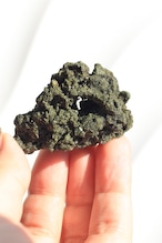 エピドート「山のカケラ」Epidote|天然石 原石 鉱物 パワーストーン | EP-I-001