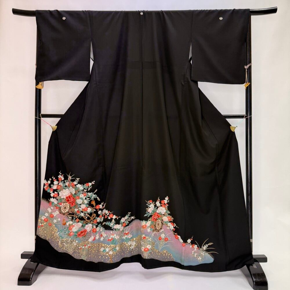 黒留袖 リサイクル着物 安い 裄68cm L size リメイク 中古 礼装 ポリエステル リユース 6215