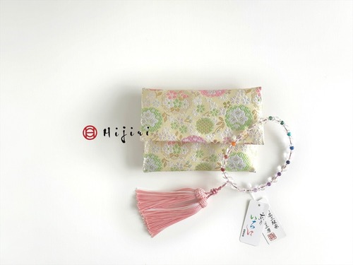 再販‼︎ お念珠入れ　ポケット付き　高級金襴…きいろの桜ぼんぼり《送料無料》