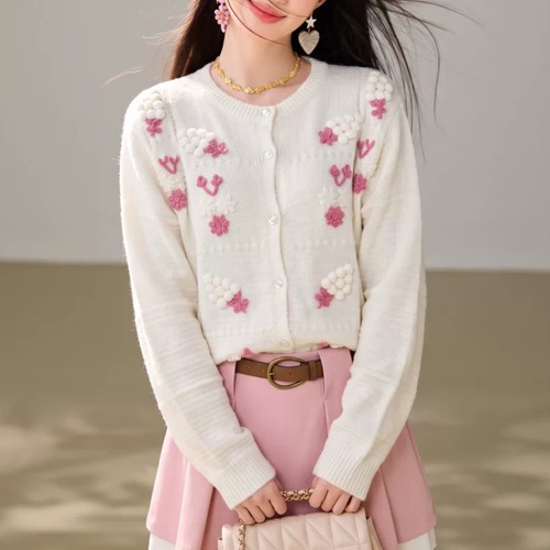 刺繍フラワークルーネックニットカーデ ・79463