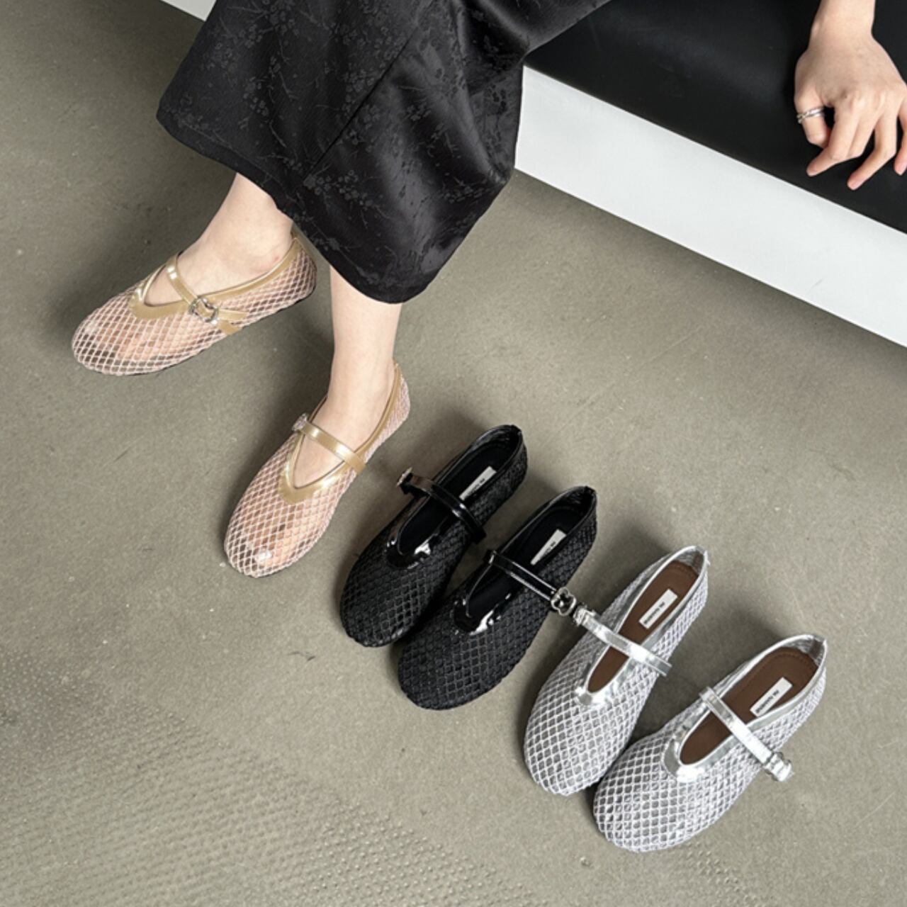 ラウンドトゥメッシュストラップシューズ a0434