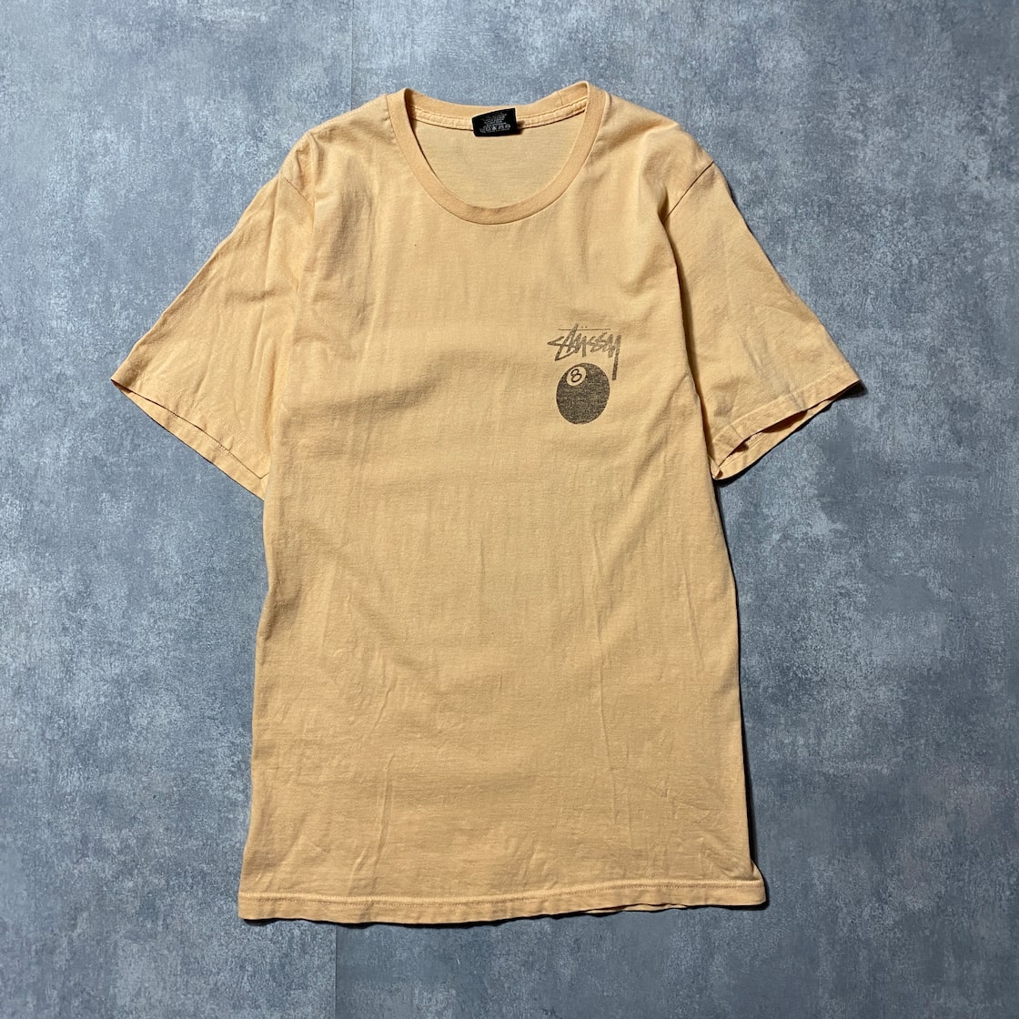 stussy ステューシー 8ボール バックプリント ベージュ Tシャツ | Pay ID