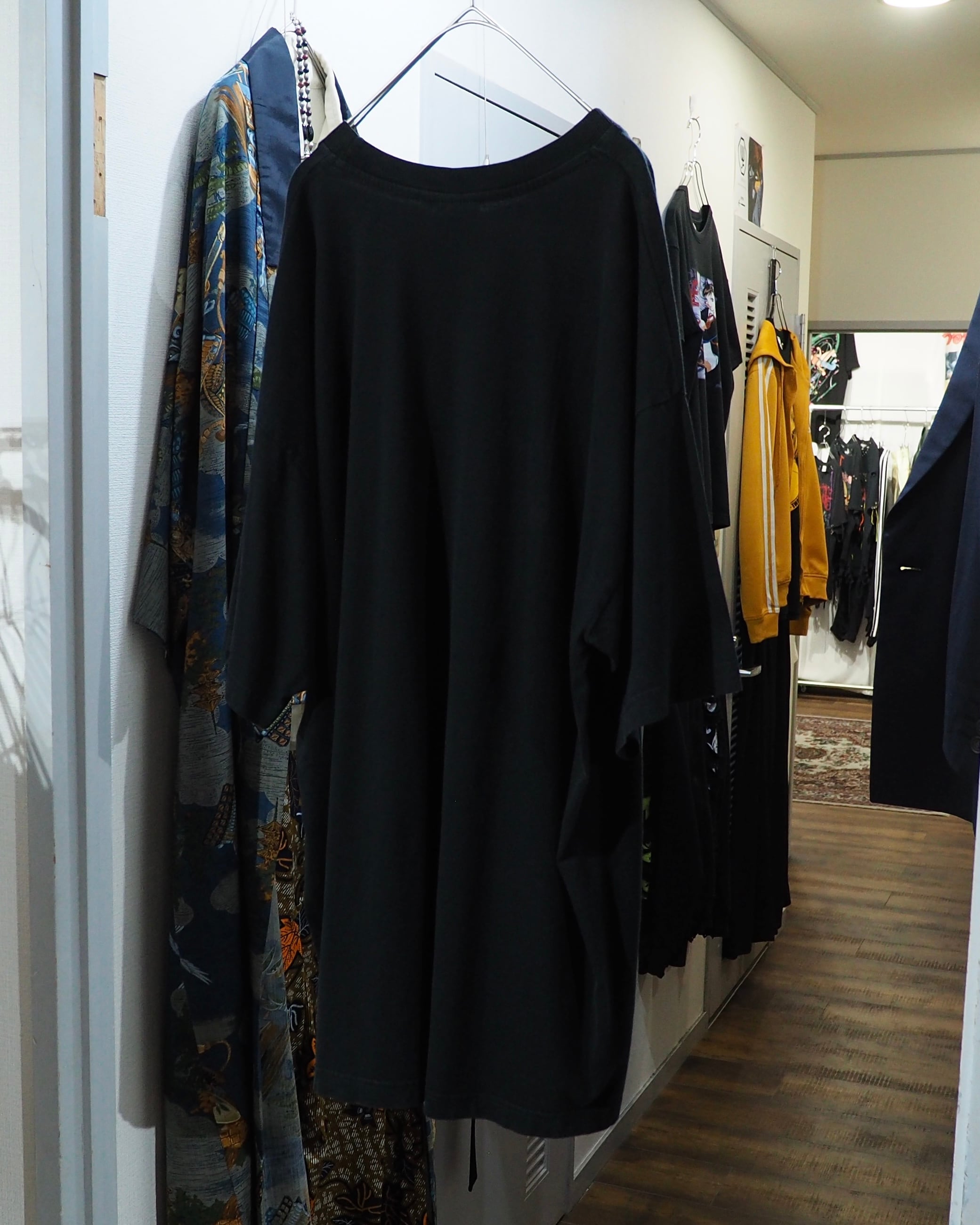 White Cracks × Puff printed Black SS Tee