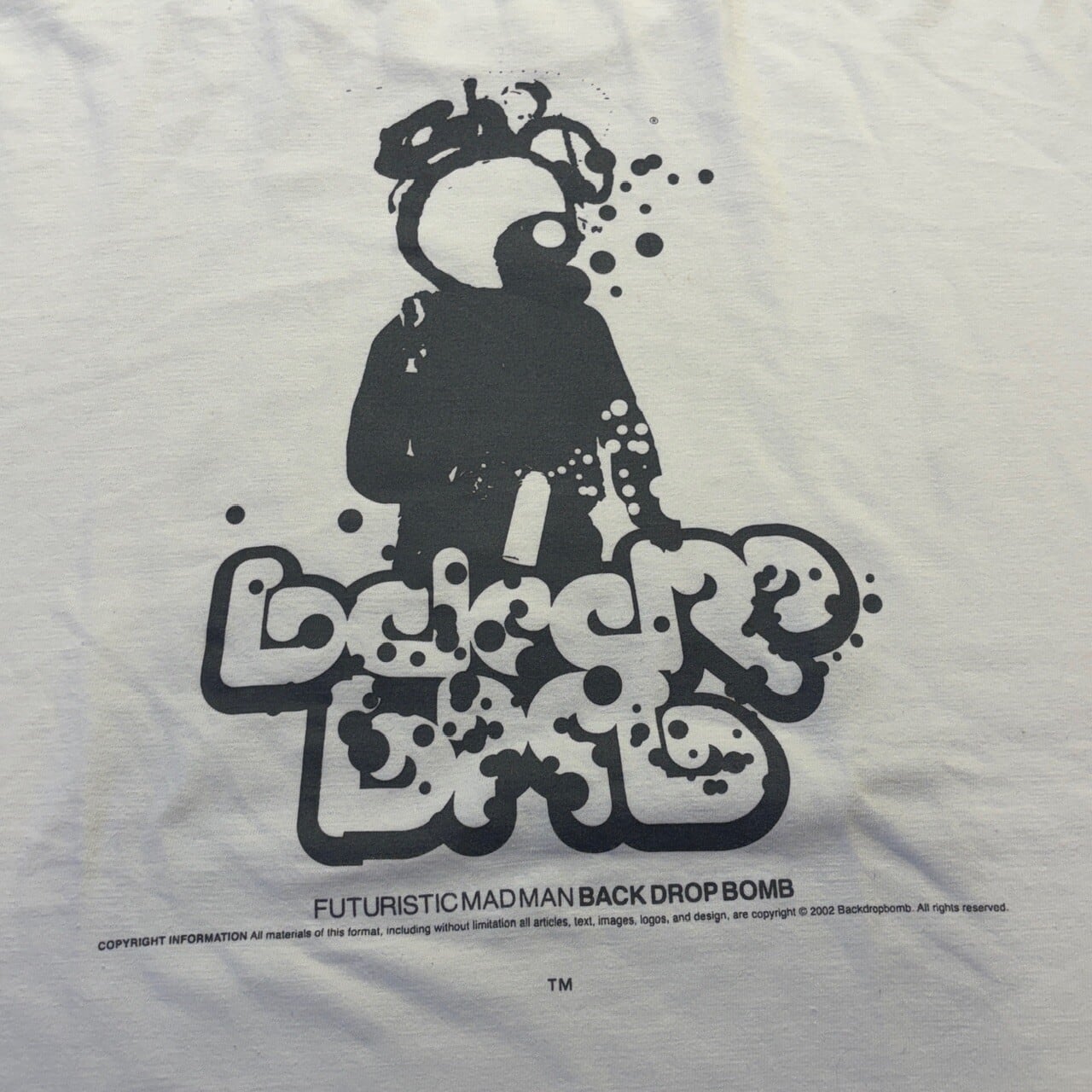 BACK DROP BOMB T-SHIRT WHITE | safarionline