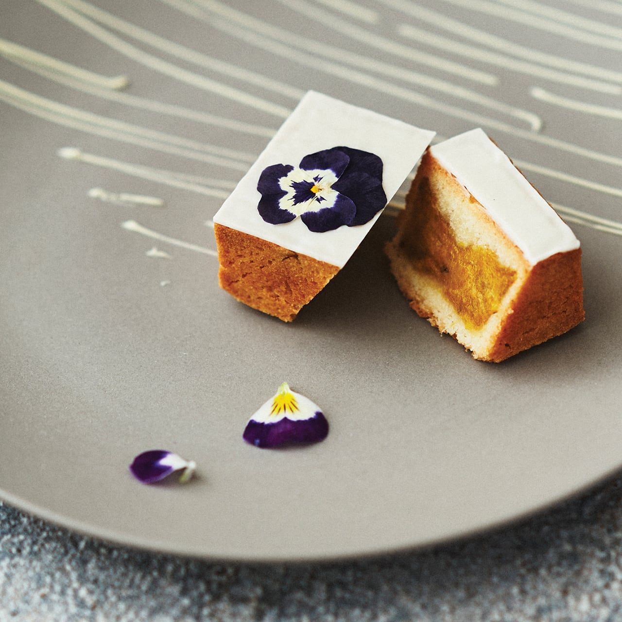 3個セット】キューブケーキ箱入り | ICONIC STAGE