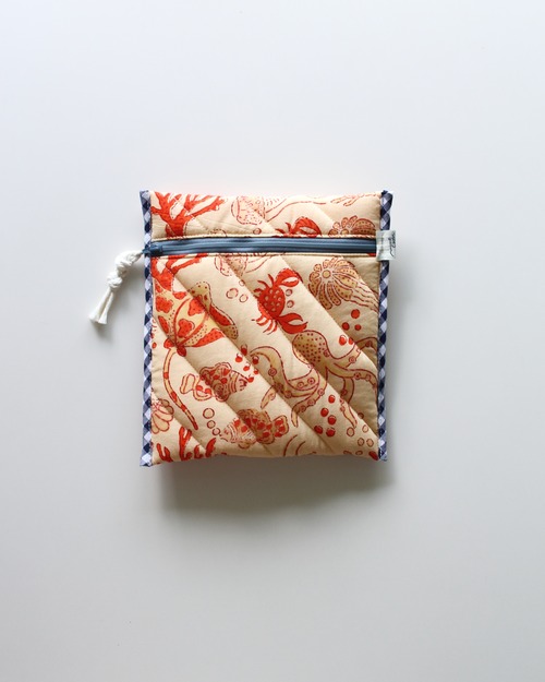 Block quilt Book Sleeve.　<Under the sea>