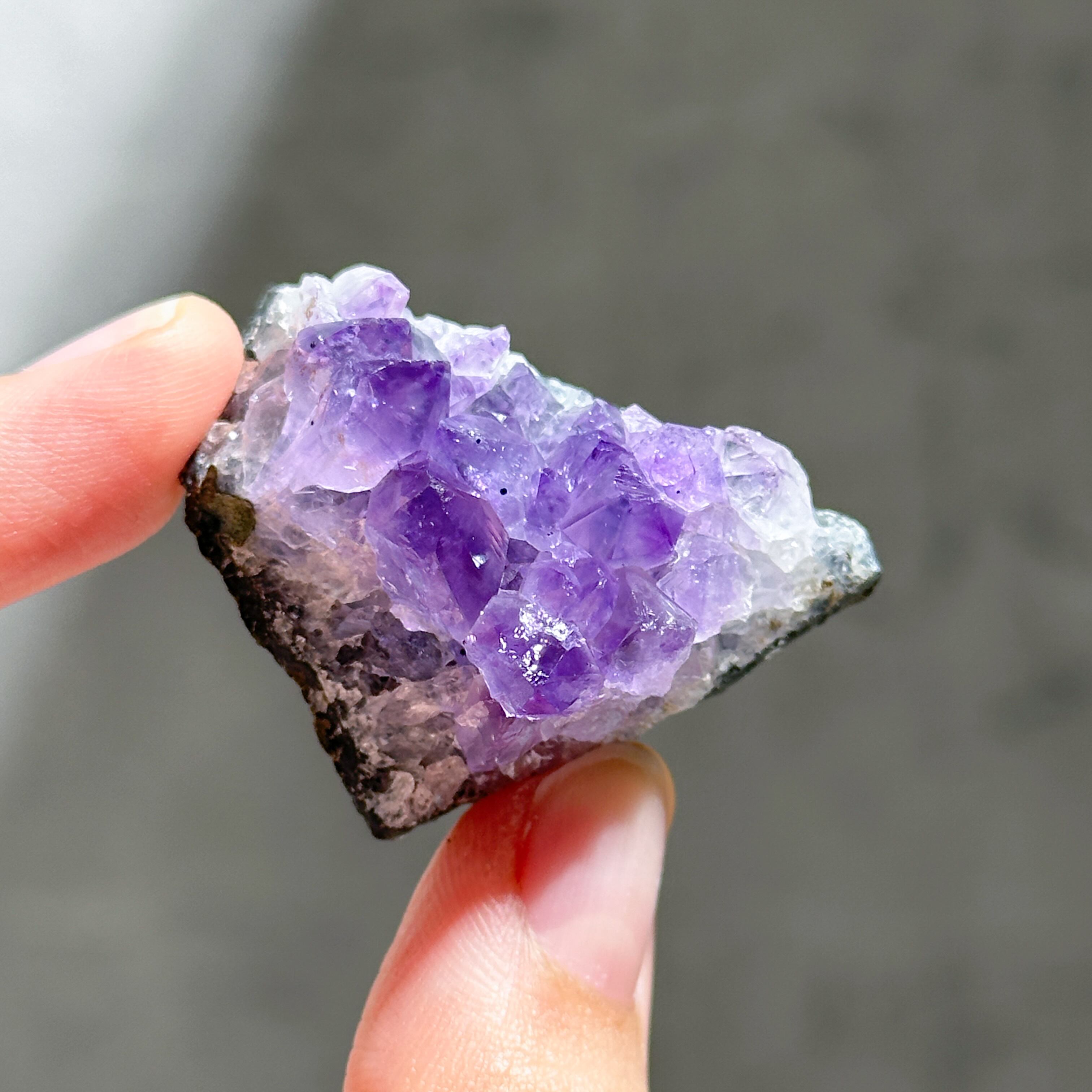 ウルグアイ産アメジスト 原石32◇ Amethyst ◇天然石・鉱物