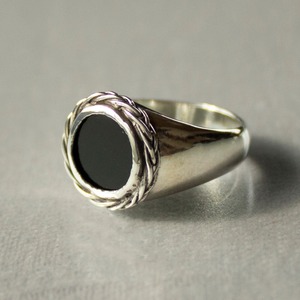 Mirrorstone Ring (Circle) #Onyx