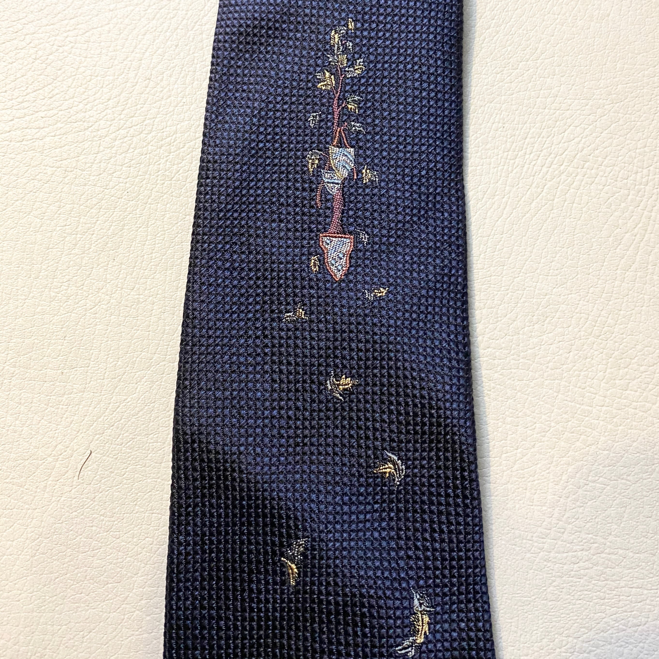 DOMINIQUE FRANCE “coeur de soie” special silk tie | NOIR ONLINE