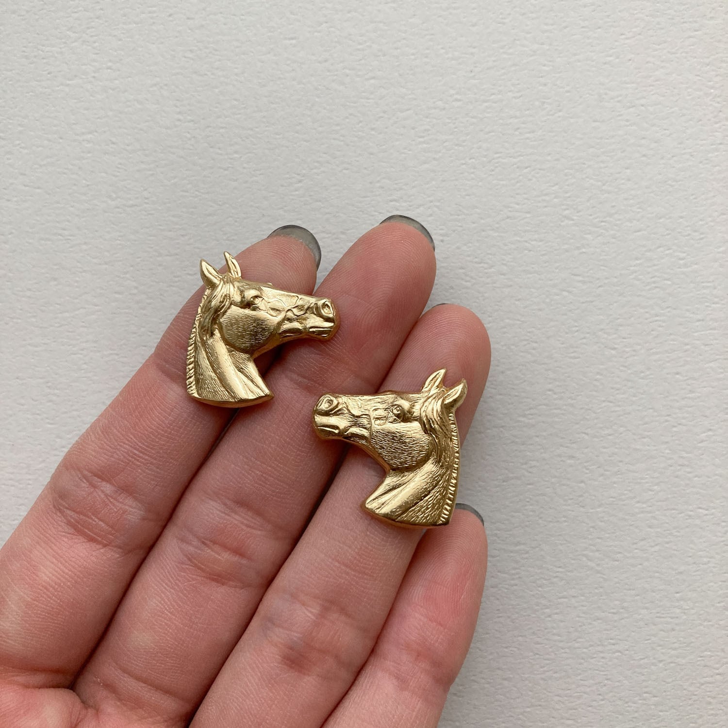 最終入荷〉USA真鍮 毛並みのきれいな馬の横顔パーツ | Dua