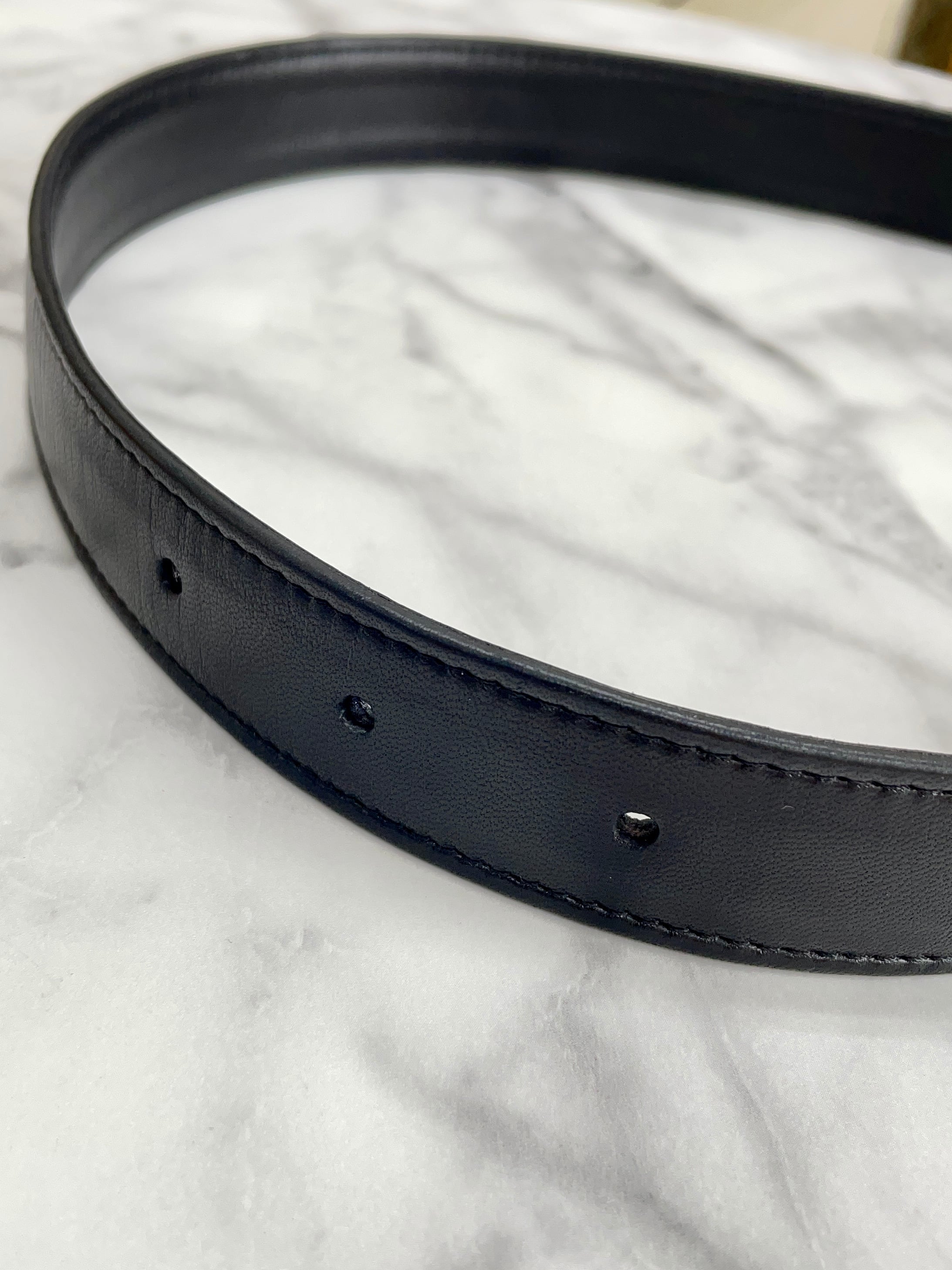 LOEWE ロエベ イニシャル レザー ベルト ブラック×ゴールド vintage