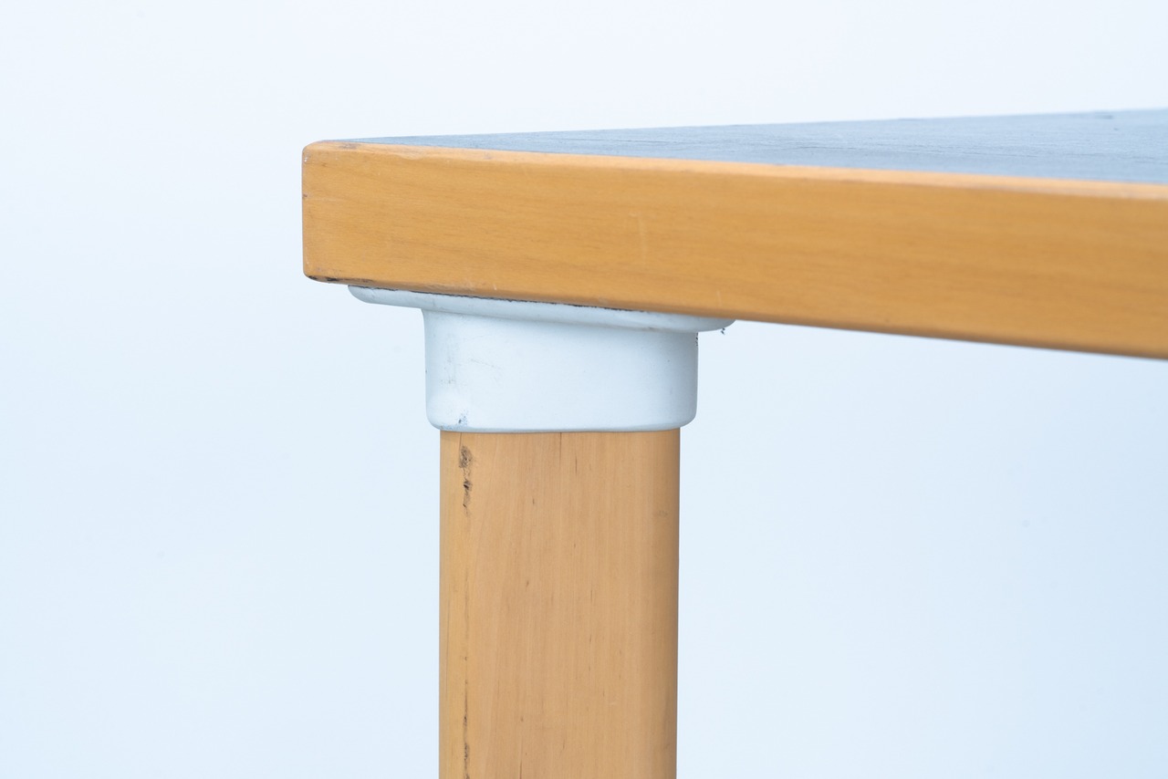 Alvar Aalto | H-leg Table black linoleum