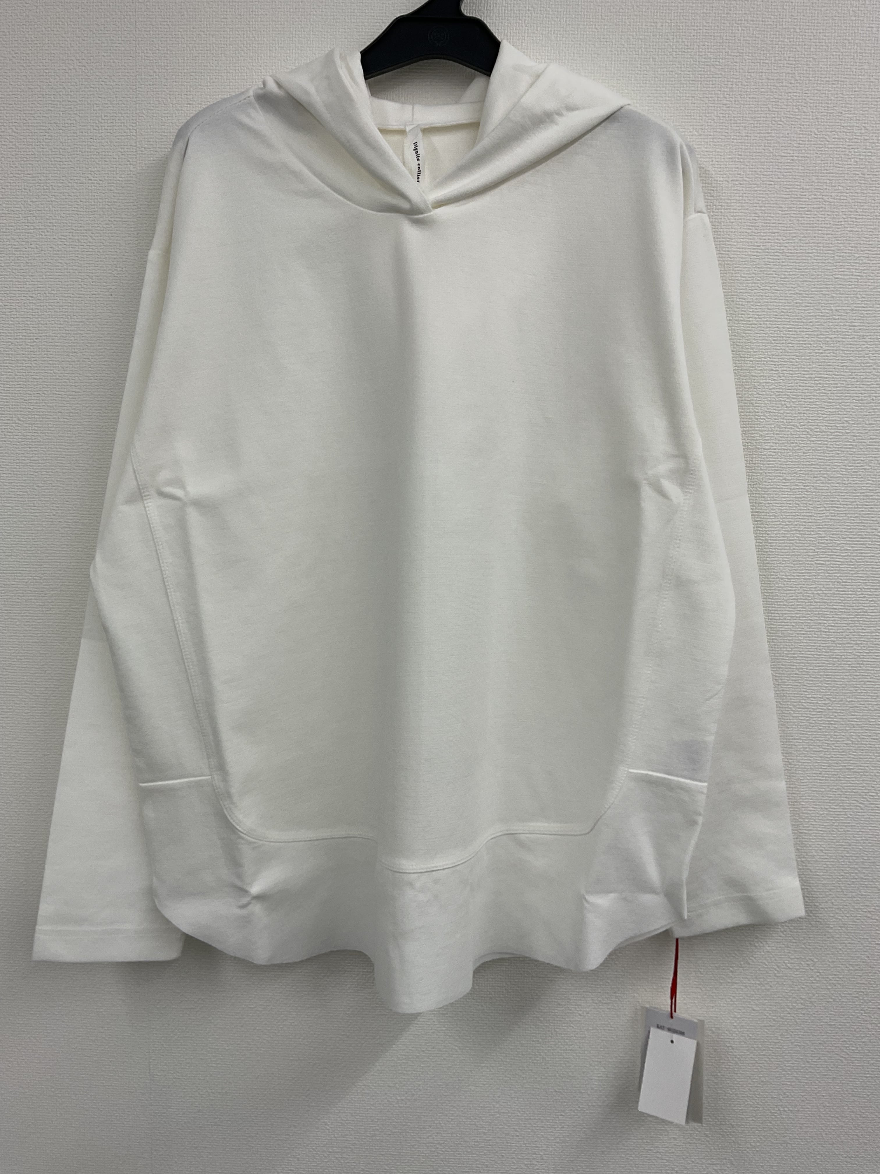 Dignite collierアップリケニットオフホワイト Dignite collier / ディニテコリエ | SHINKI Dignite collier