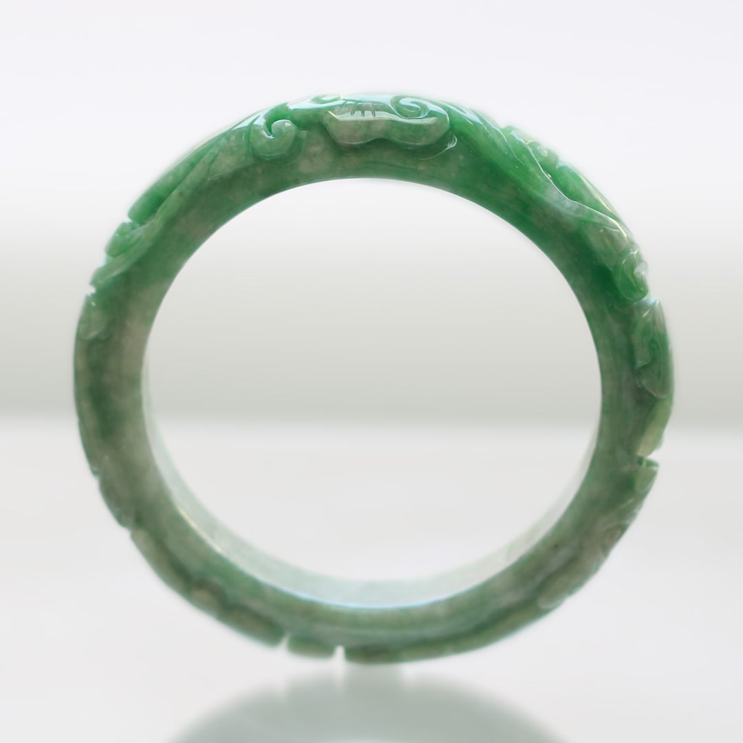 R*n様 翡翠バングル 本翡翠 A貨？ 54mm 内径 約60.3mm】 Carving 翡翠バングル A貨翡翠 jd_bg1513 | 【MeiNu