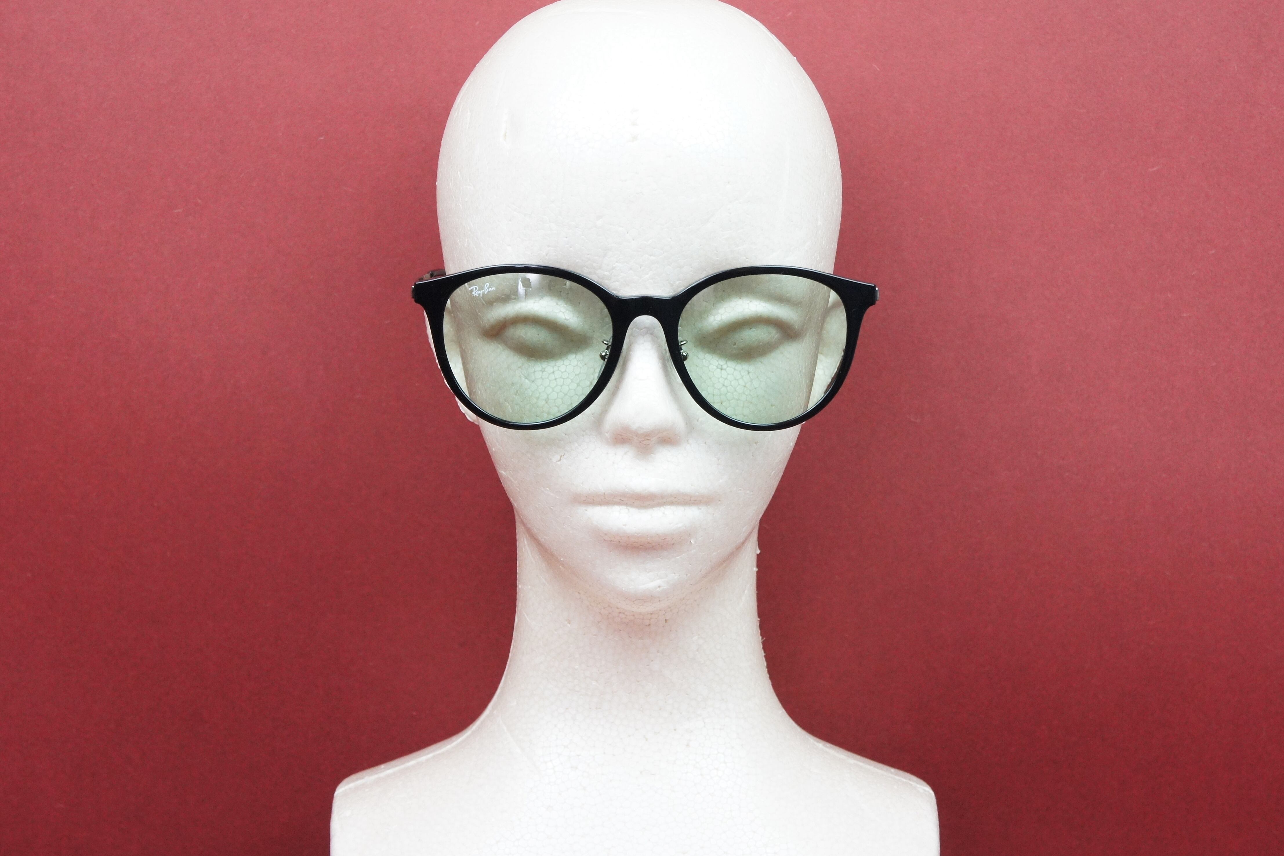 美品Ray-Ban サングラス　RB4334D 6292/2 55-19 Ray-Ban サングラス RB4334D 6292/2 55サイズ ボストン レイバン 正規