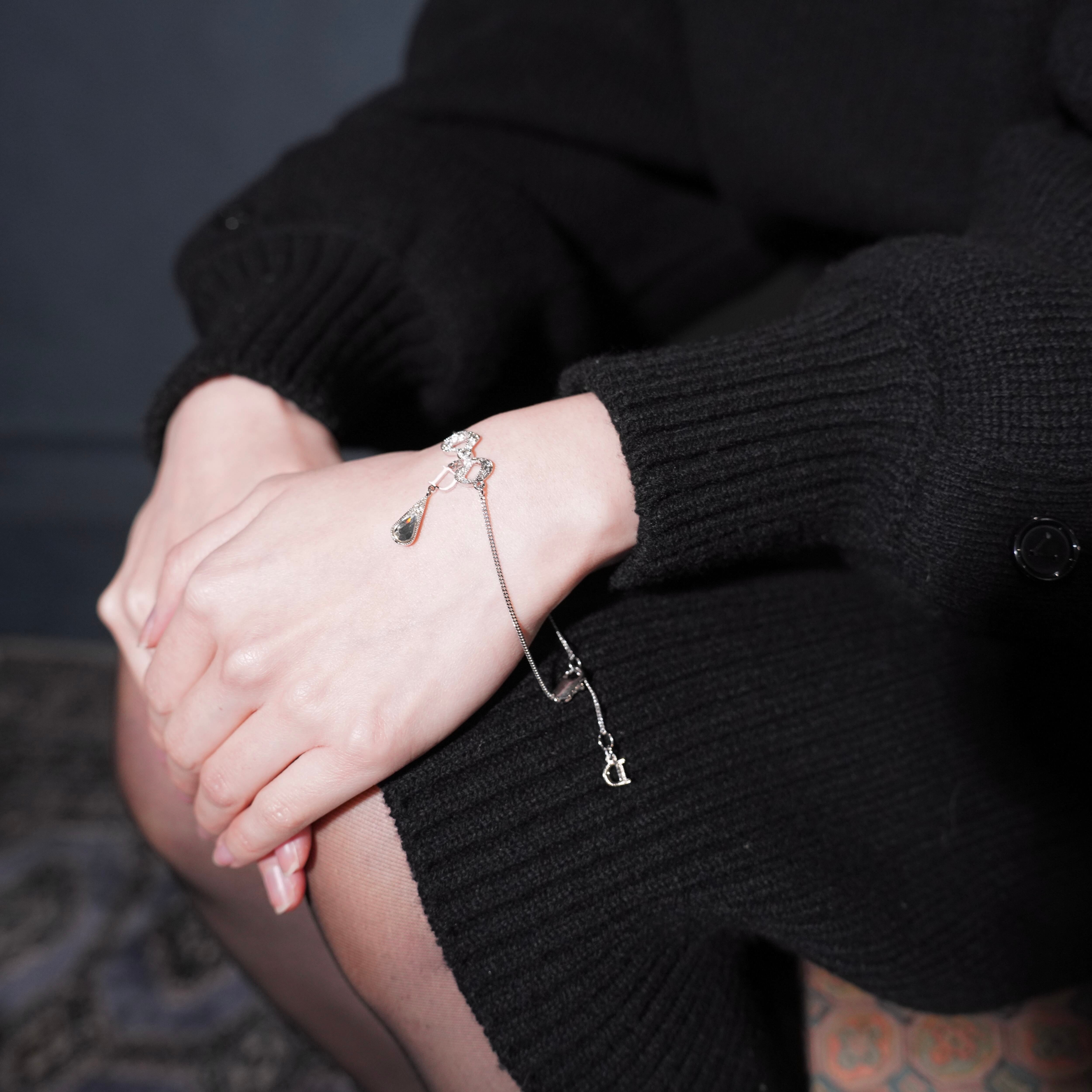 Christian Dior LOGO TEAR DROP RIBBON DESIGN CHAIN BRACELET