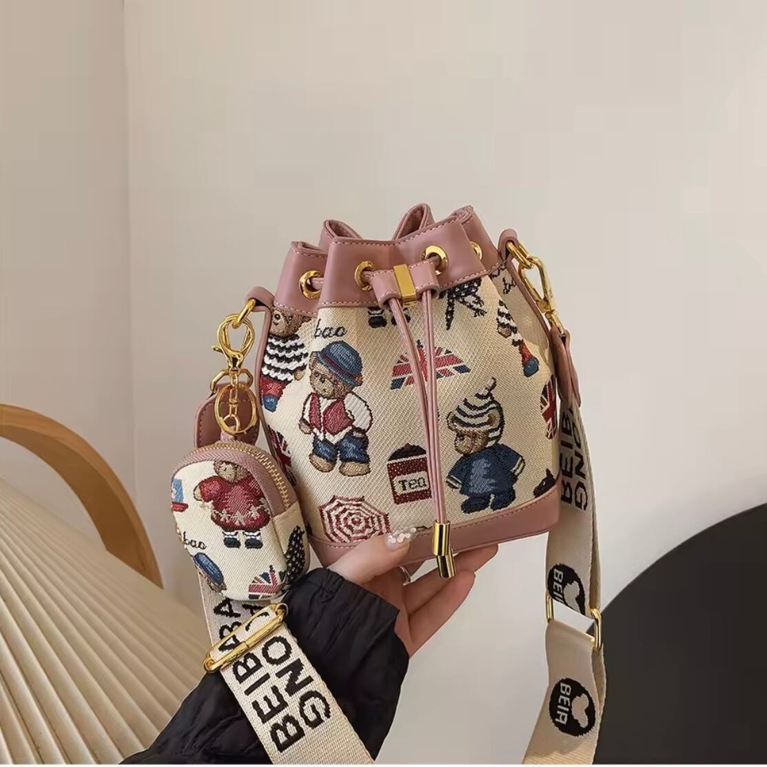 british bear shoulder bag