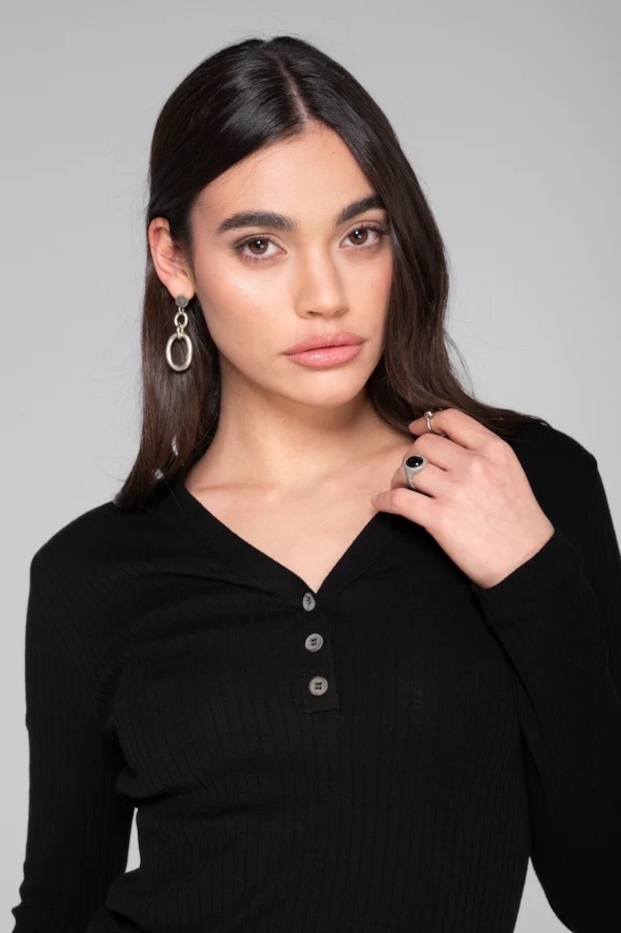 オスカリート コットン長袖ヘンリーシャツ ブラック 3サイズ