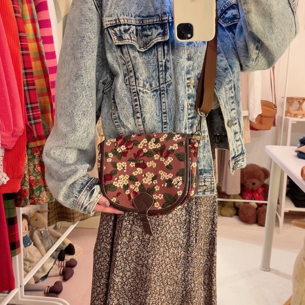 KETTY / strawberry shoulder bag