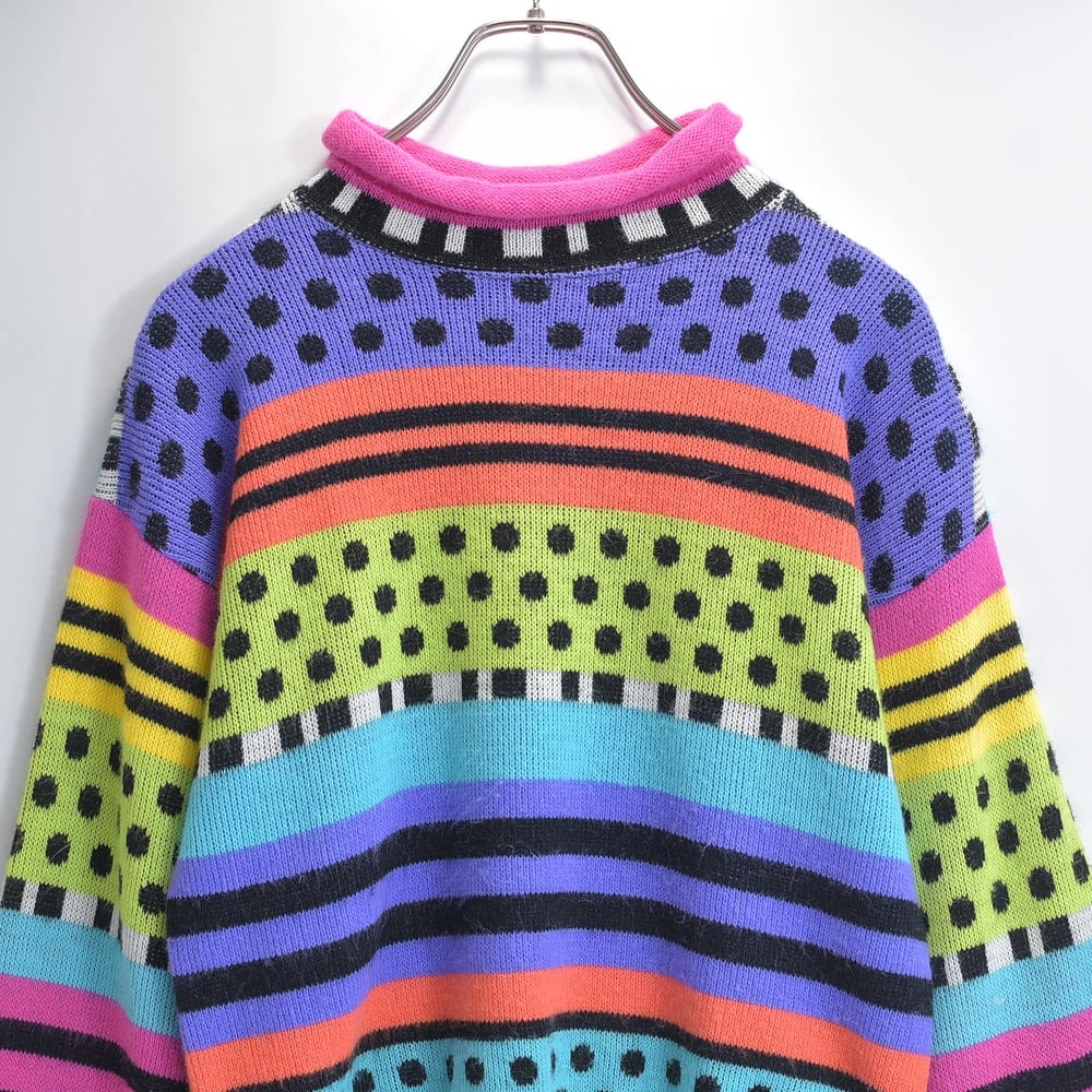 80s 90s Used ニット セーター ロールネック ショート丈 ドット ボーダー 幾何学 総柄 個性的 派手 奇抜 マルチカラー USED ヴィンテージ ビンテージ 古着 レディース M〜Lサイズ相当