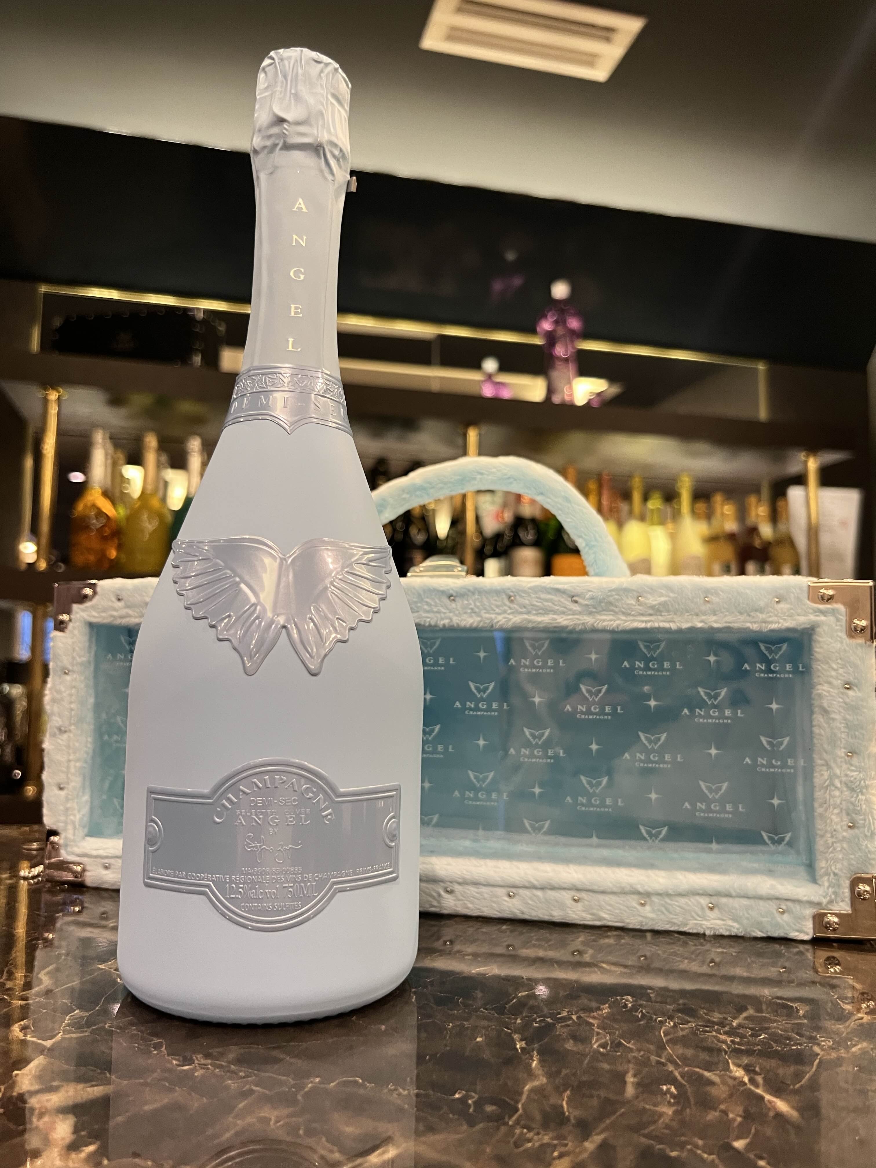 エンジェル シャンパン ドゥミセック ブルー ファータイプ | Lily＆Lotus 