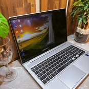 【美品 2021年式】HP ProBook 450 G8 / 第11世代 Core i7-1165G7 / メモリ16GB / SSD256GB