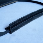 DR SHOULDER BAG 01
