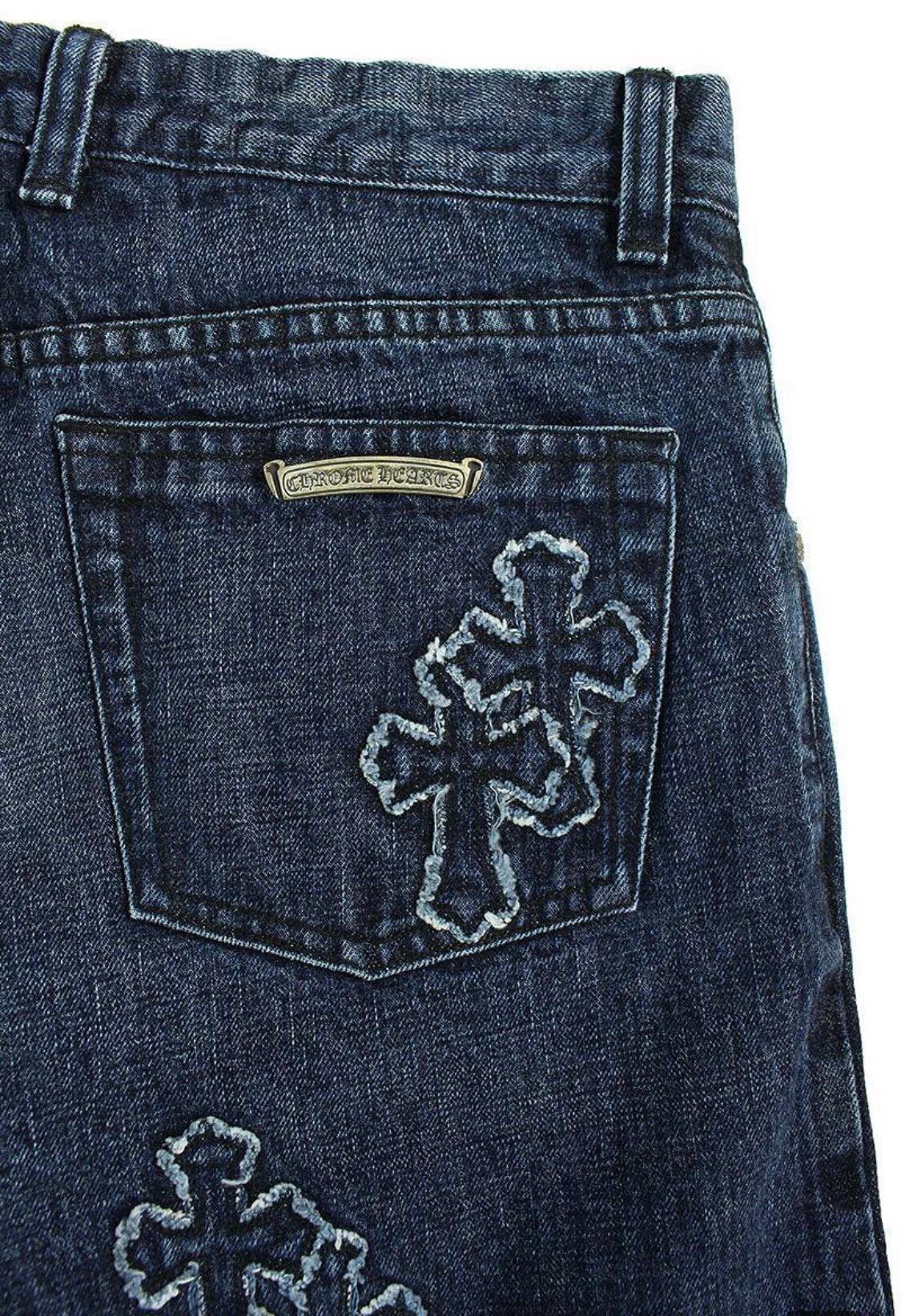 CHROME HEARTS クロムハーツ JEAN STRTLG FBRC クロスパッチ付き ウォッシュド デニムパンツ インディゴブルー