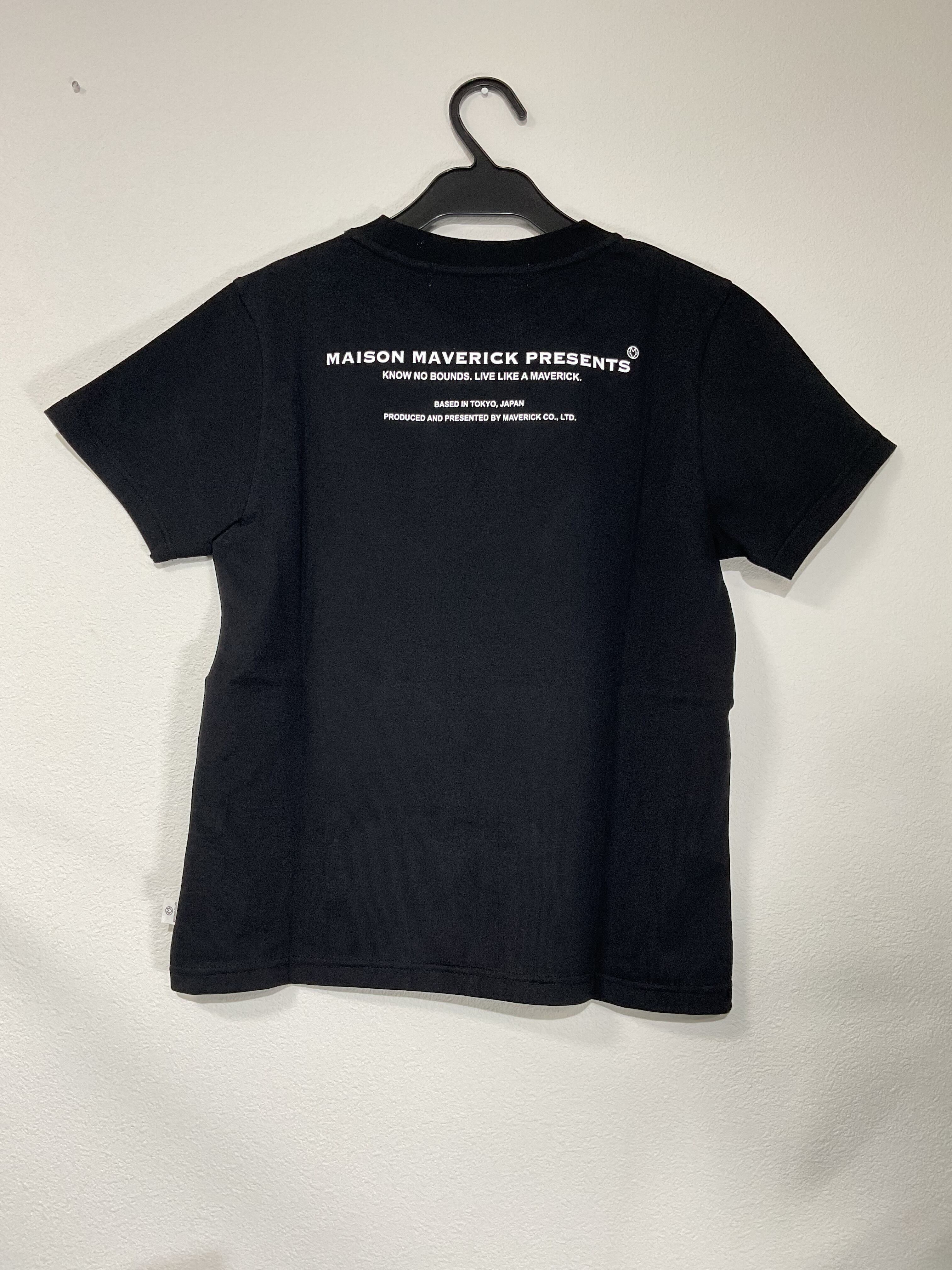 MAVERICK＞ マヴェリックスタッフプリントTシャツ | SHINKI