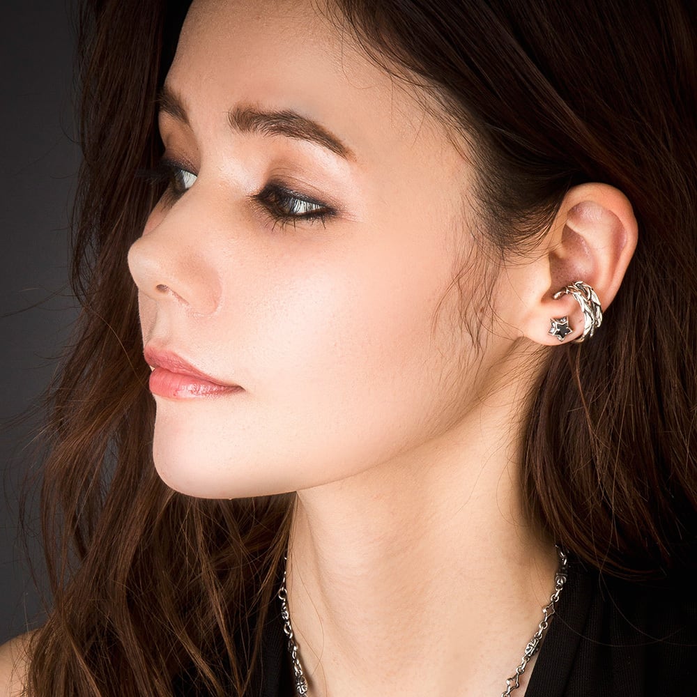ウリエルWリングイヤカフ ACE0145 Uriel W Ring Ear Cuff シルバー