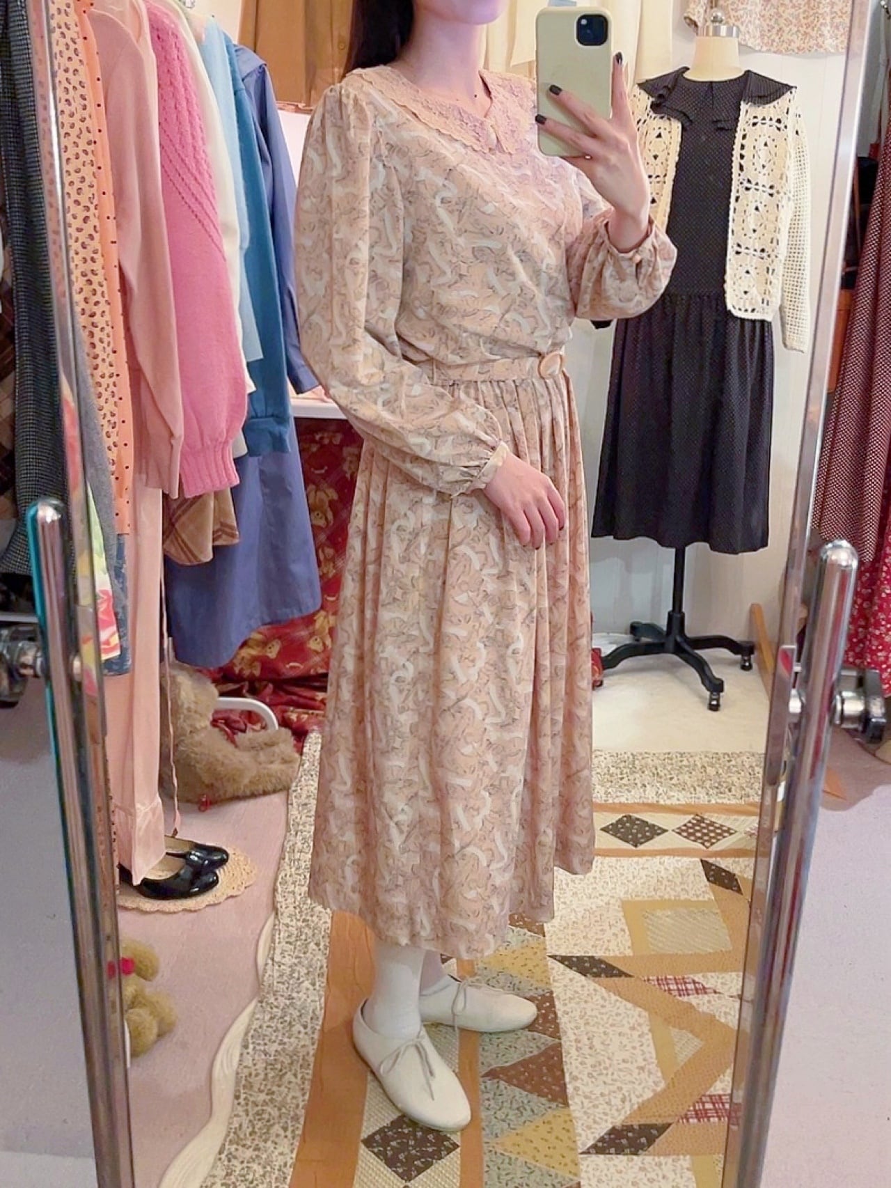 antique paris pattern pearl brooch one-piece