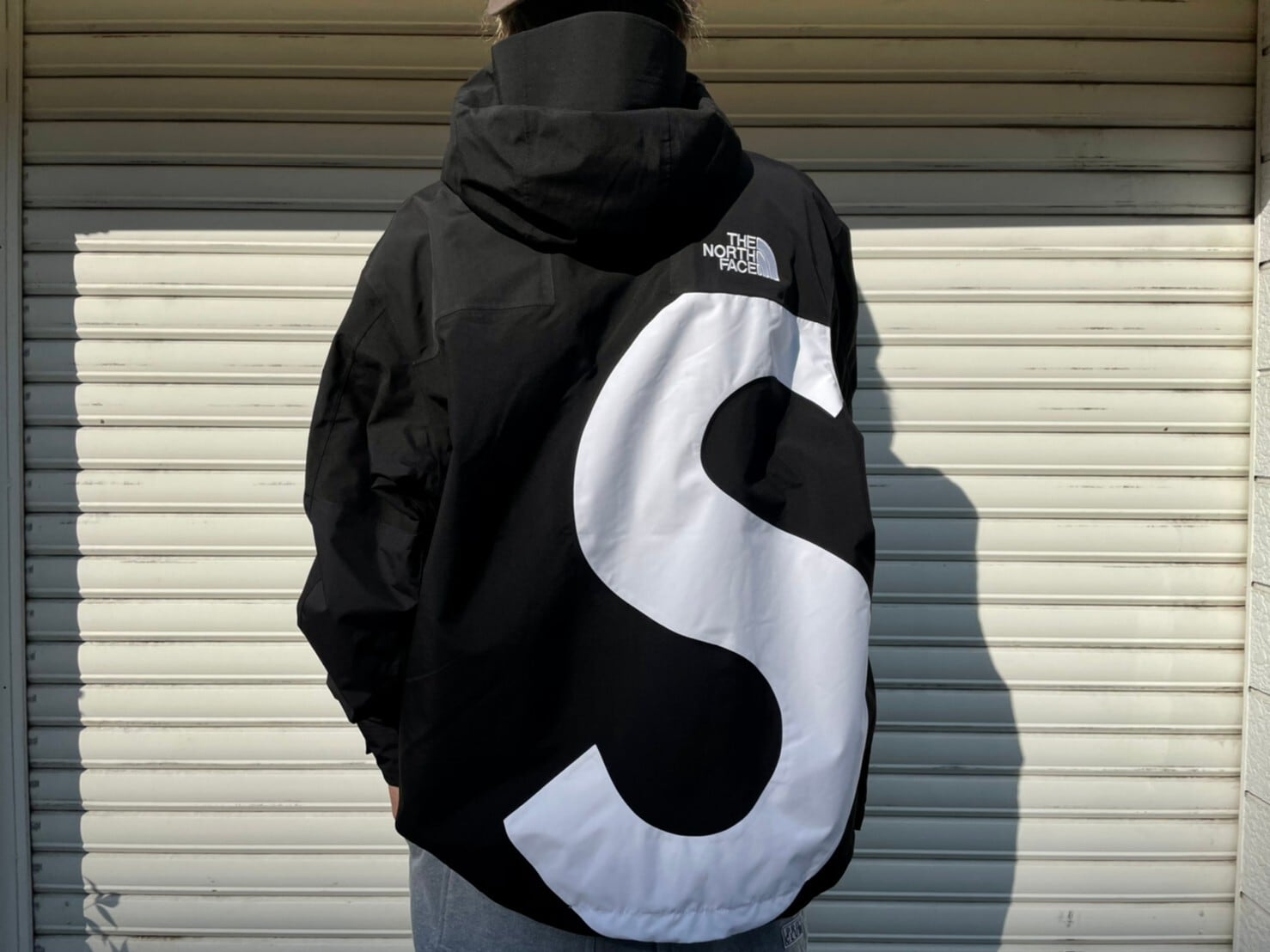 専用 黒S S logo mountain jacket