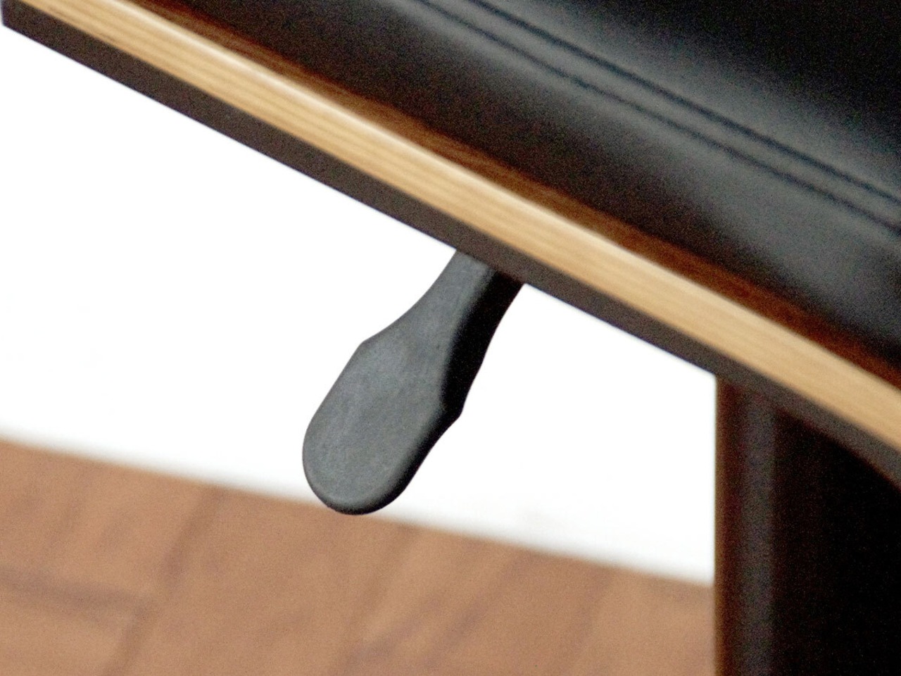 カウンターチェア レザークッション付き BR・画像7