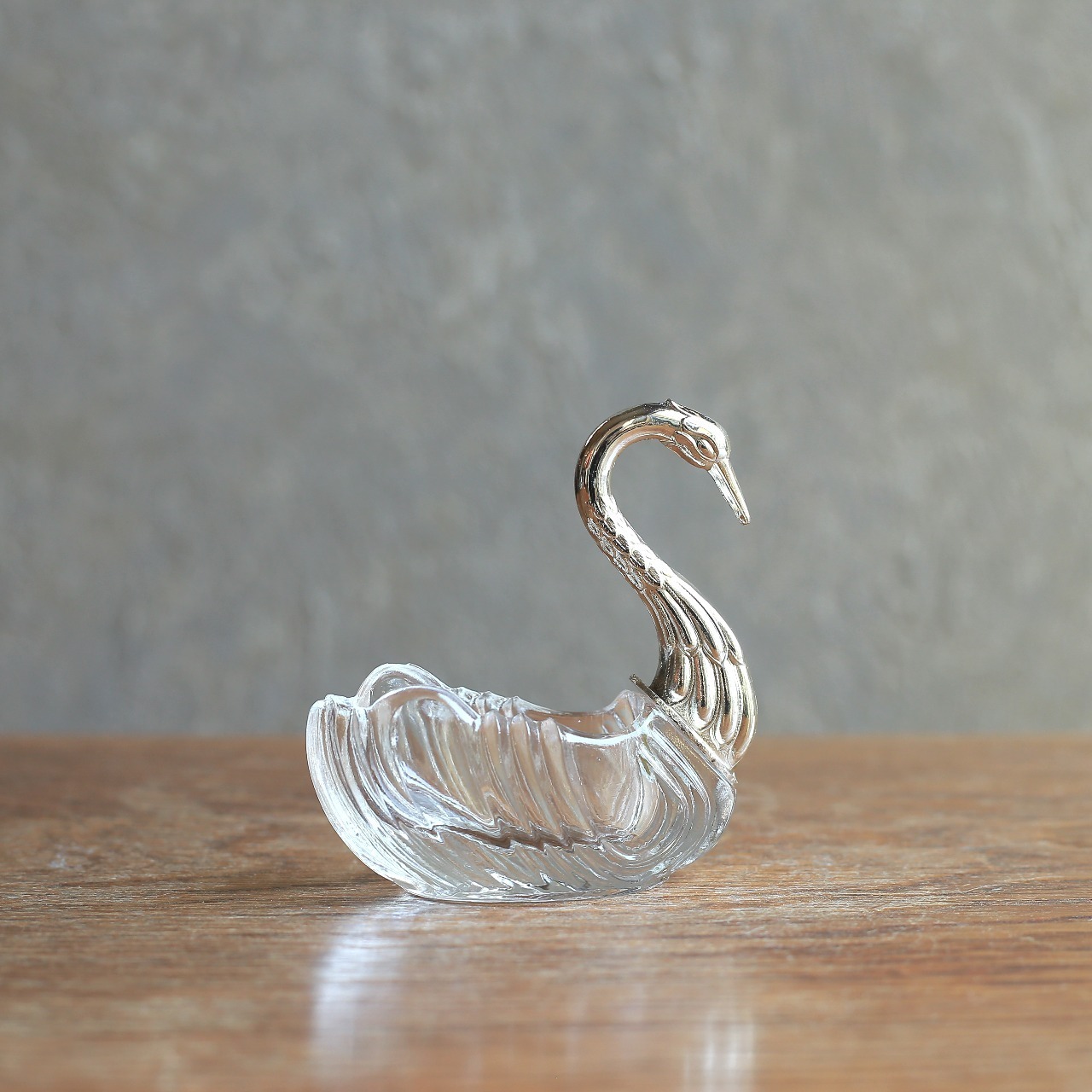 可憐な白鳥の小物入れ 23