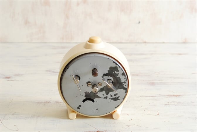 旧東ドイツ製 ヴィンテージ RUHLA 手巻き 目覚まし時計 ゼンマイ式