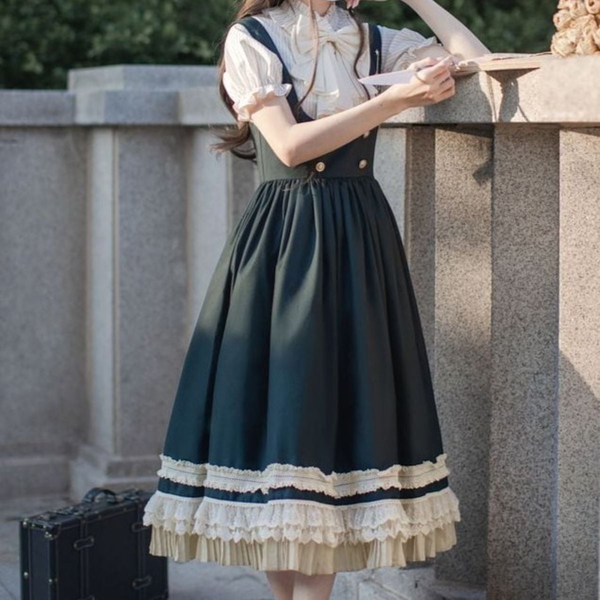 エレガントダークグリーンジャンパースカートセットアップ | Maiden's Rêve