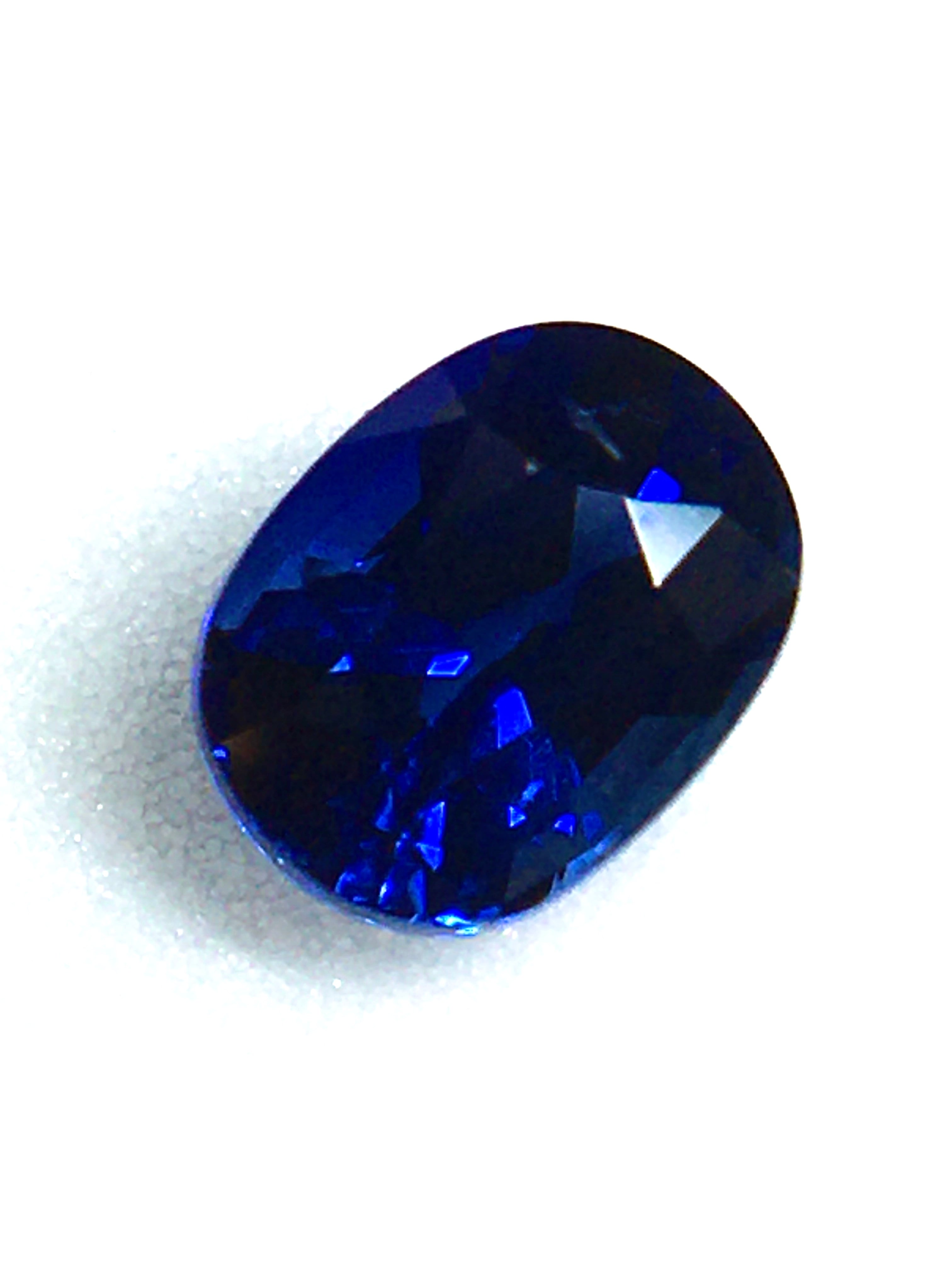 吸い込まれそうな深い青 0.3ct UP 天然 ロイヤルブルーサファイア ルース | Frederick’s Gems&Jewelry powered  by BASE