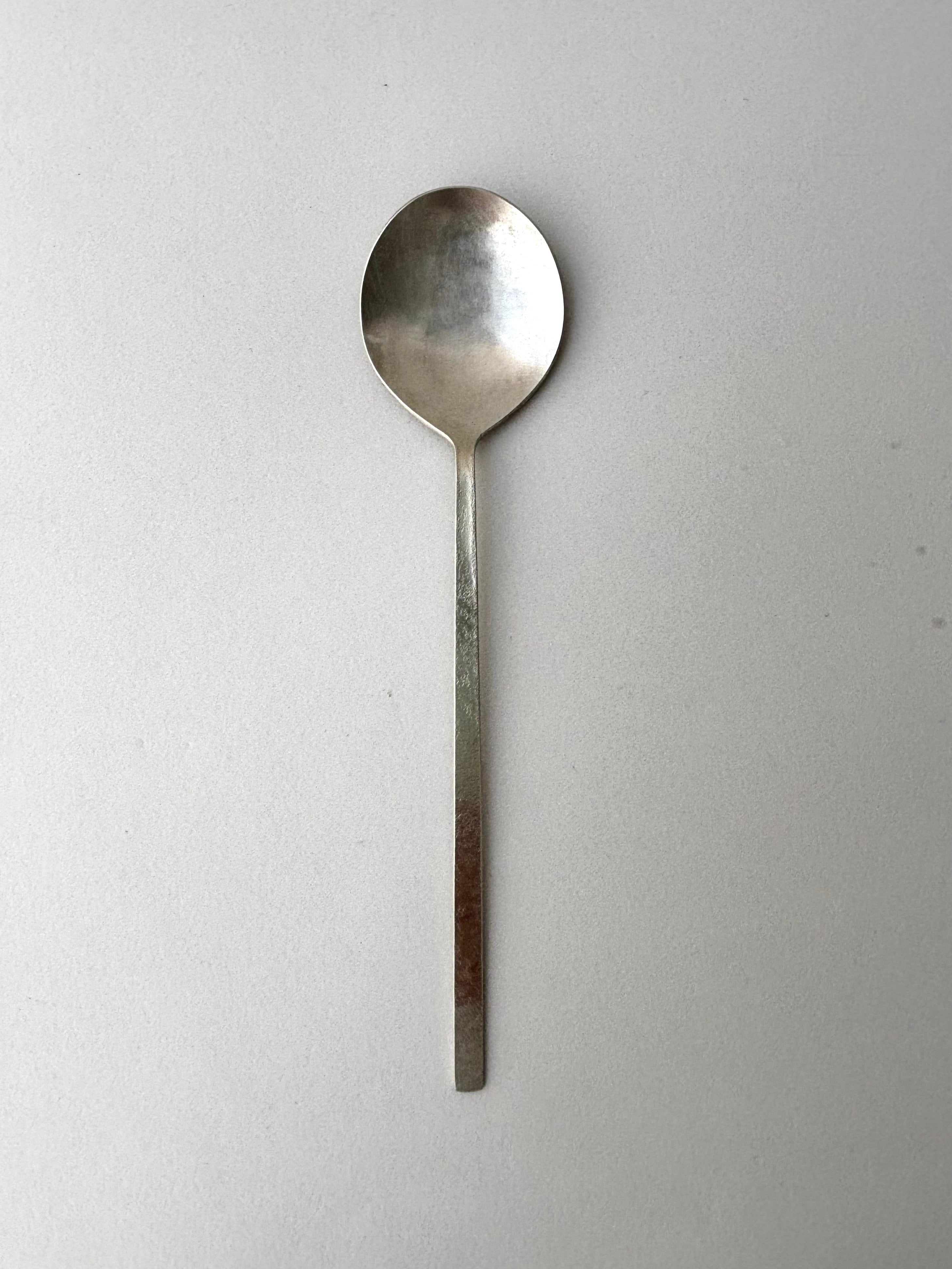 スープスプーン / 守田 詠美