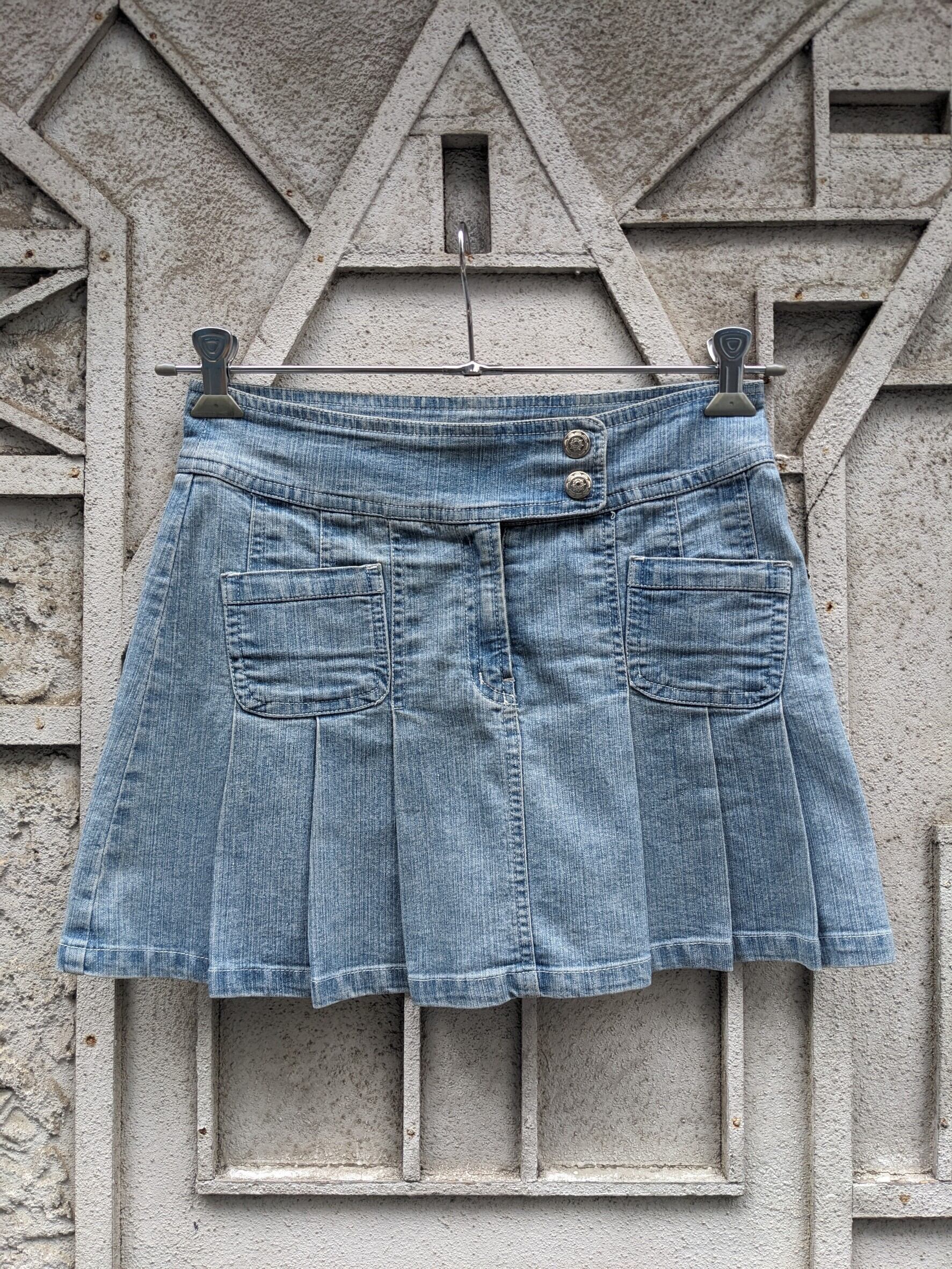 "FRILL DESIGN SKIRT"