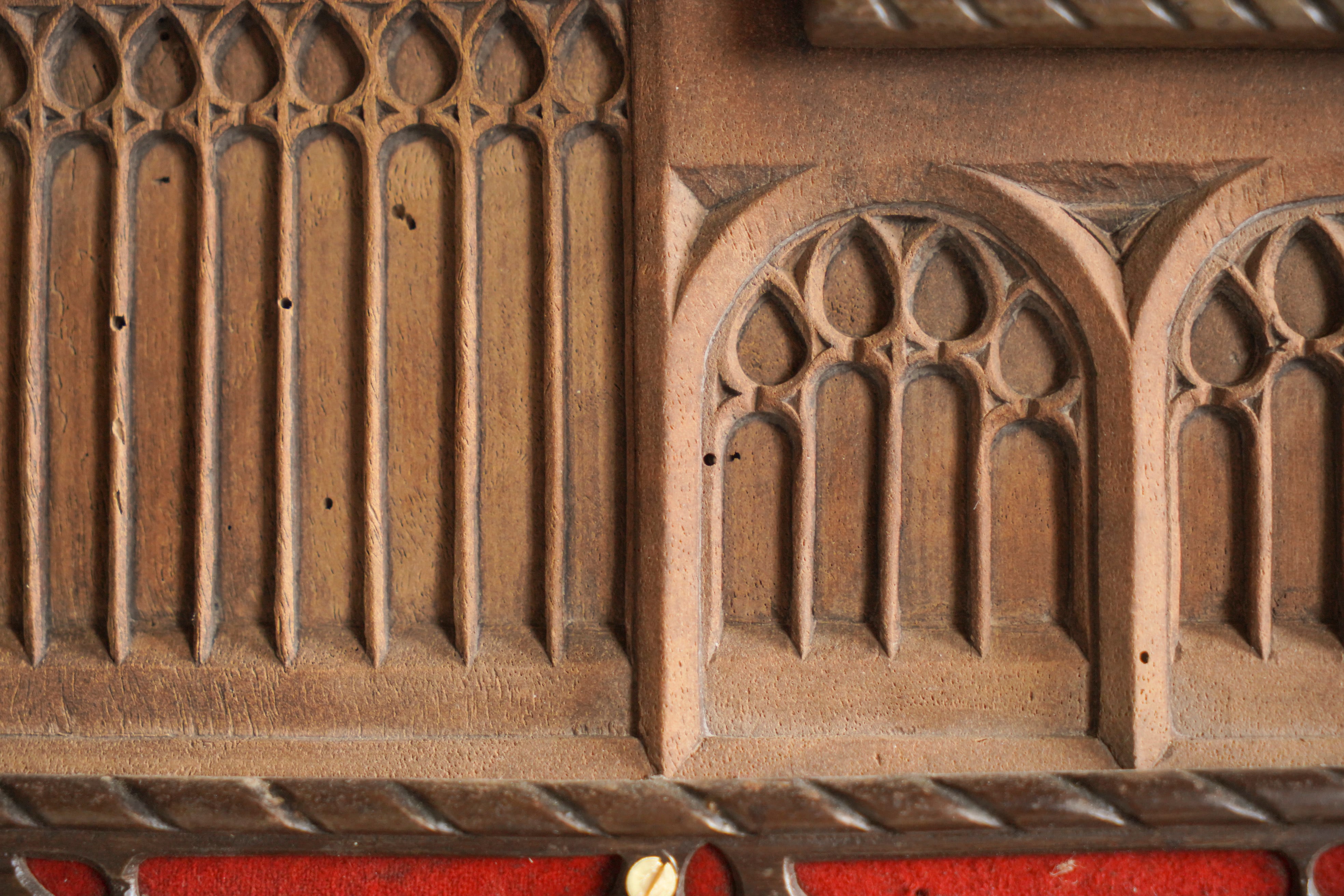 チャペルキャビネット/チェスト/サイドボード/教会/ディスプレイ/装飾