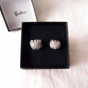 【天然石刺繍／ピアス】Labradorite × Pearl Earrings