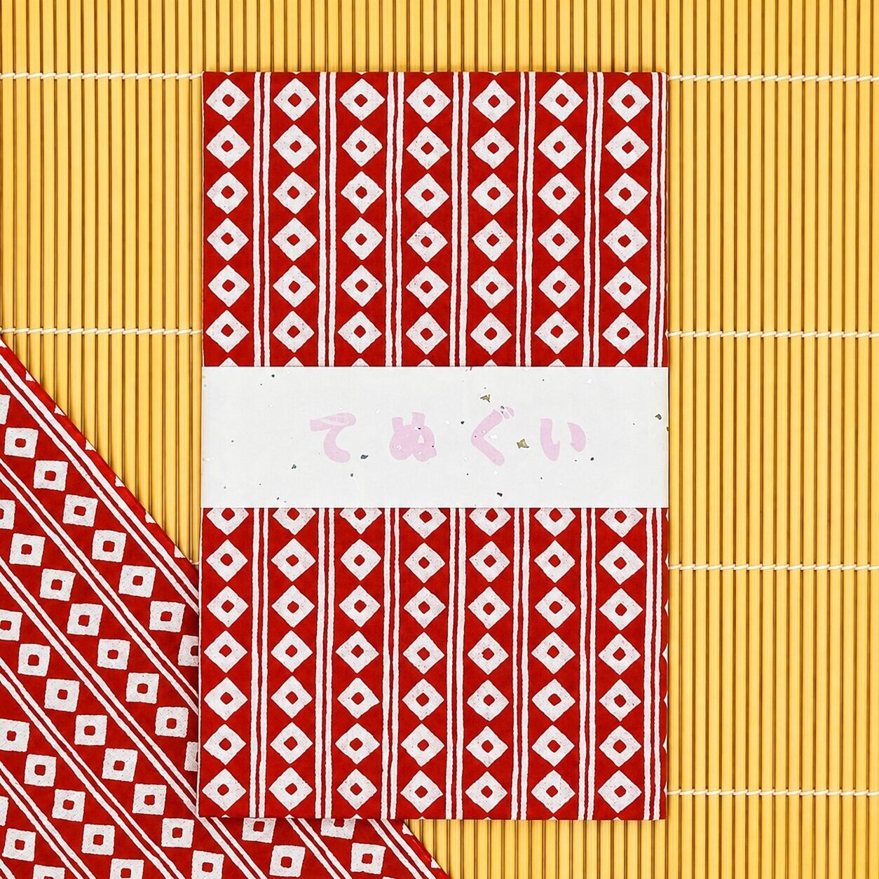 日本手ぬぐい 賽の目さいのめ 赤 | ポタフクてぬぐい