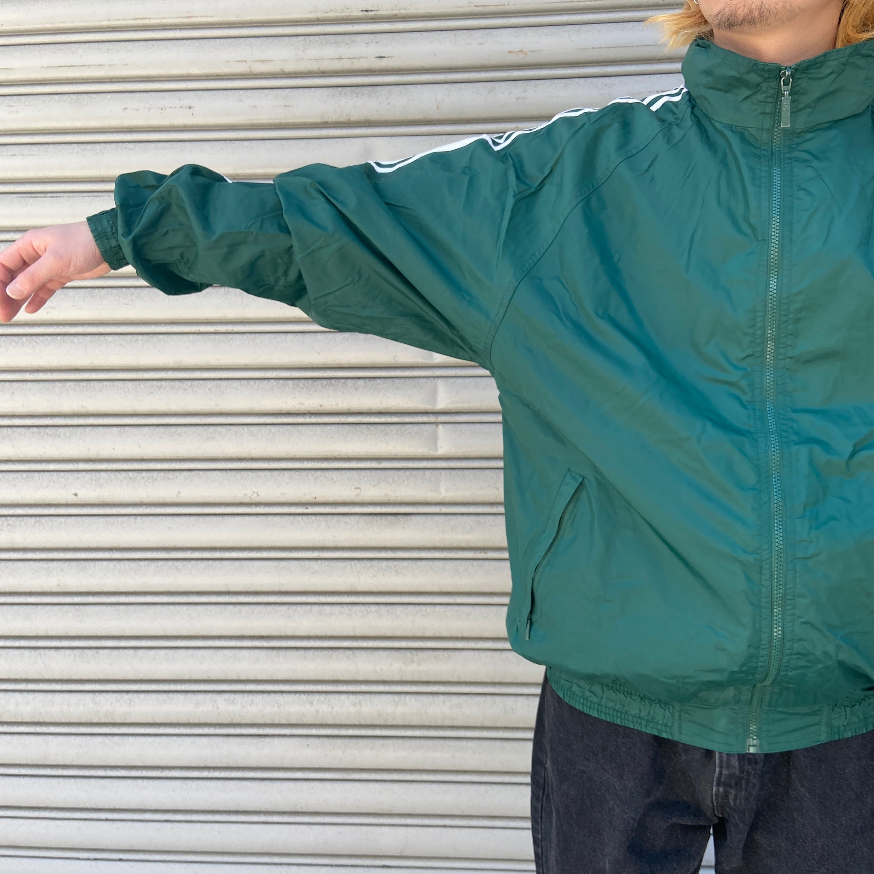 送料無料』90s adidas ナイロンジャケット パフォーマンスロゴ 緑 三本 