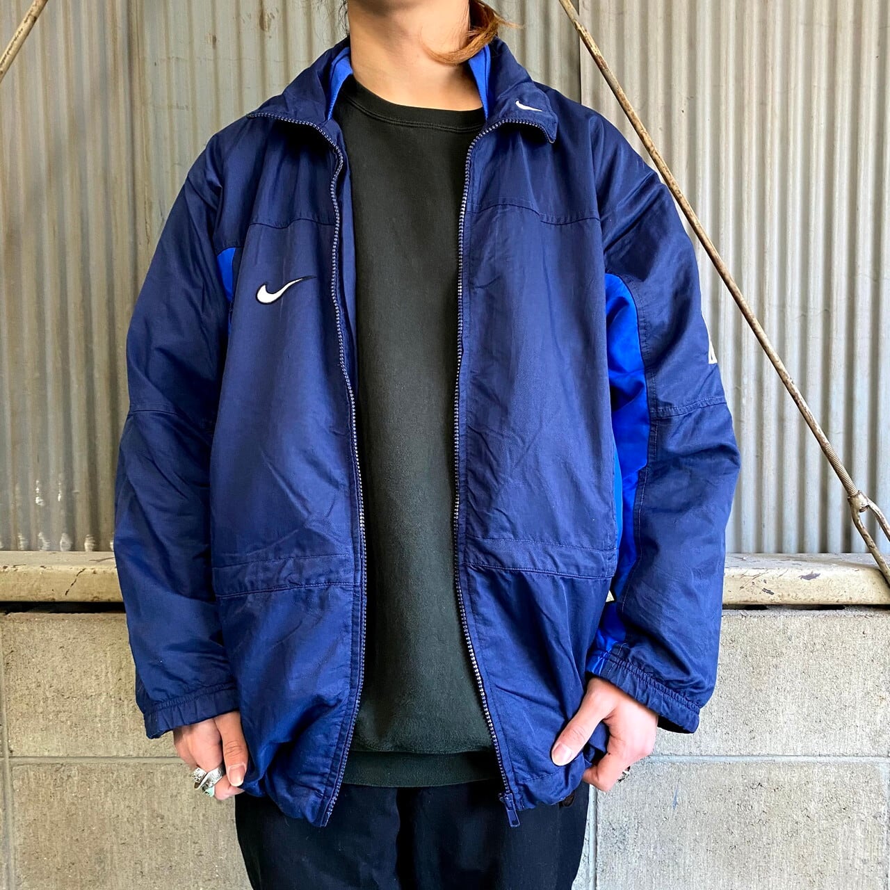 90年 NIKE ナイキ スウォッシュロゴ ナイロンジャケット メンズL 古着 90s ヴィンテージ ビンテージ ネイビー 紺色【ナイロンジャケット】  | cave 古着屋【公式】古着通販サイト